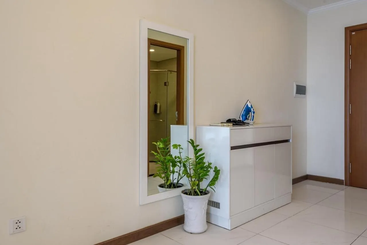 公寓 Can Ho Cho Thue O Vinhome Central Park 胡志明市